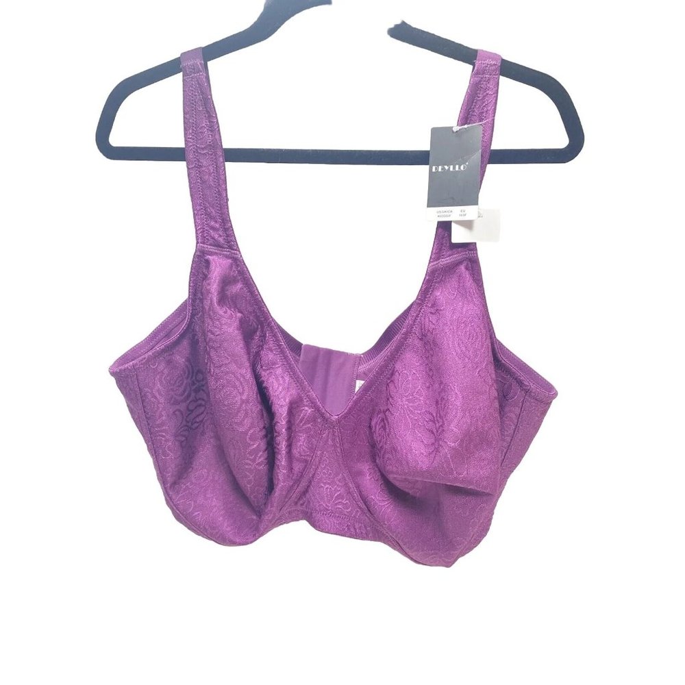 Brand New with tags Women's Purple 46DDD/F Triple D Bra, 3 Clip Hook Bra
